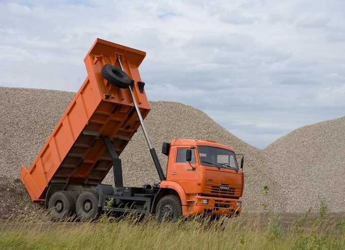 Поставка инертных и строительных материалов